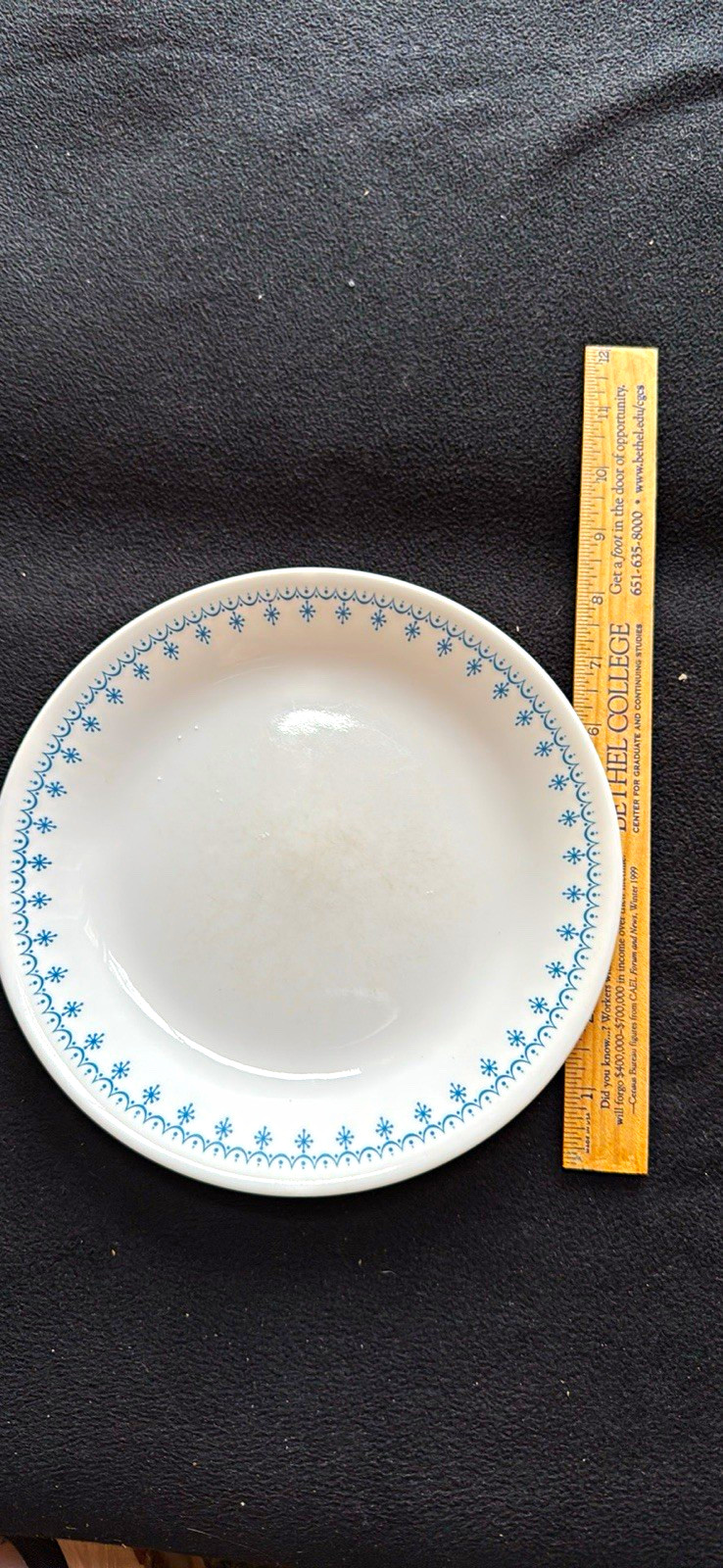 Corelle Blue Snowflake White Milk Glass Dinner Plate 10.25 in Round