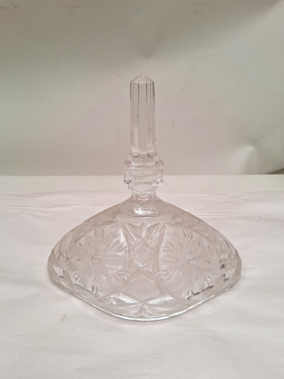 11″ Crystal Covered Candy Dish