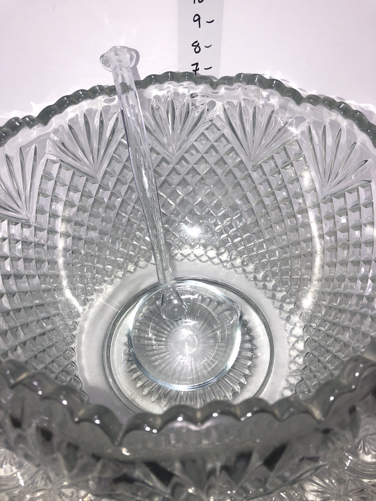 LE Smith Glass Pineapple Diamond Fan Punchbowl With Underplate