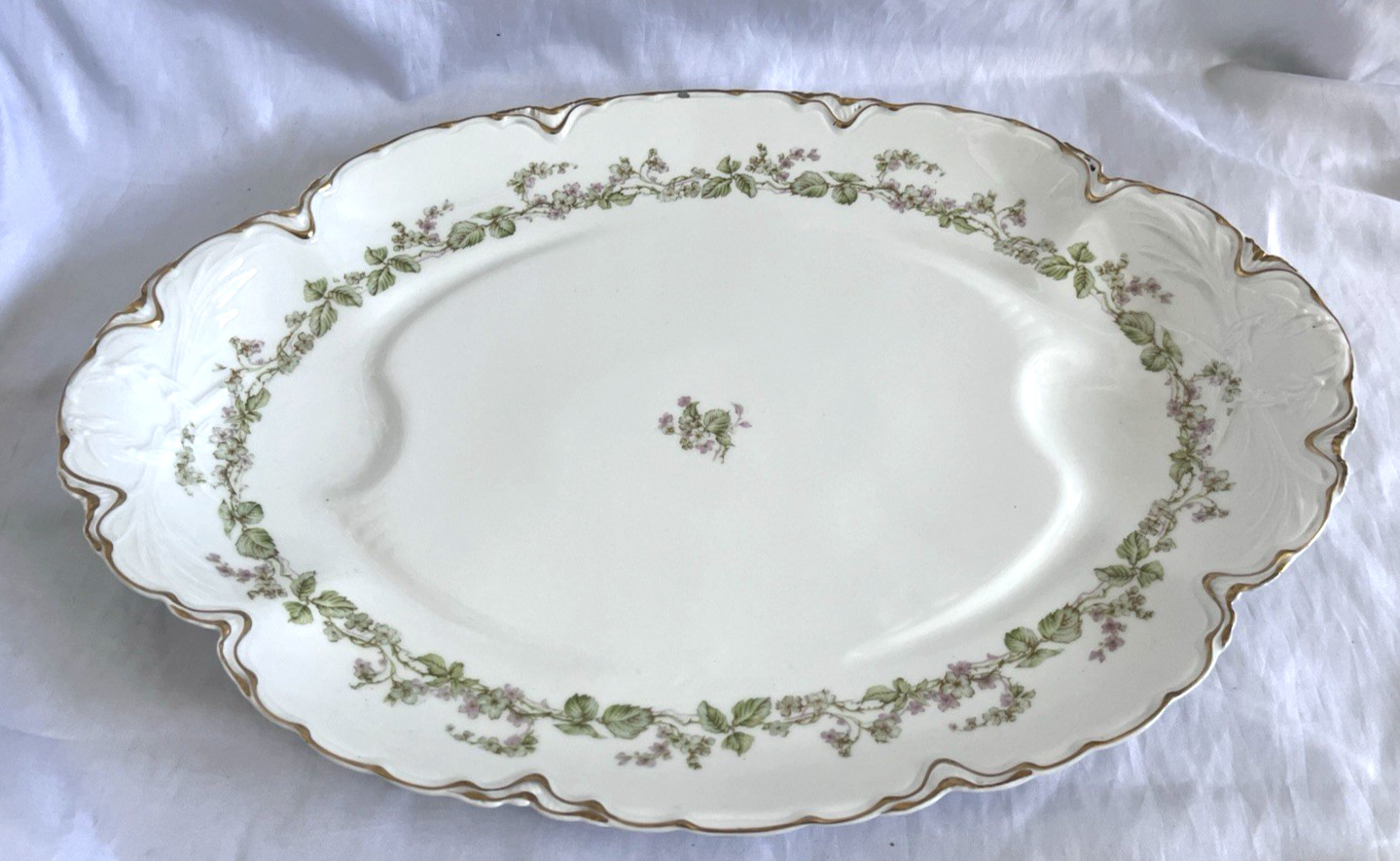 HAVILAND Limoges Charonne 20″ oval serving platter w/ wells. Limoges
