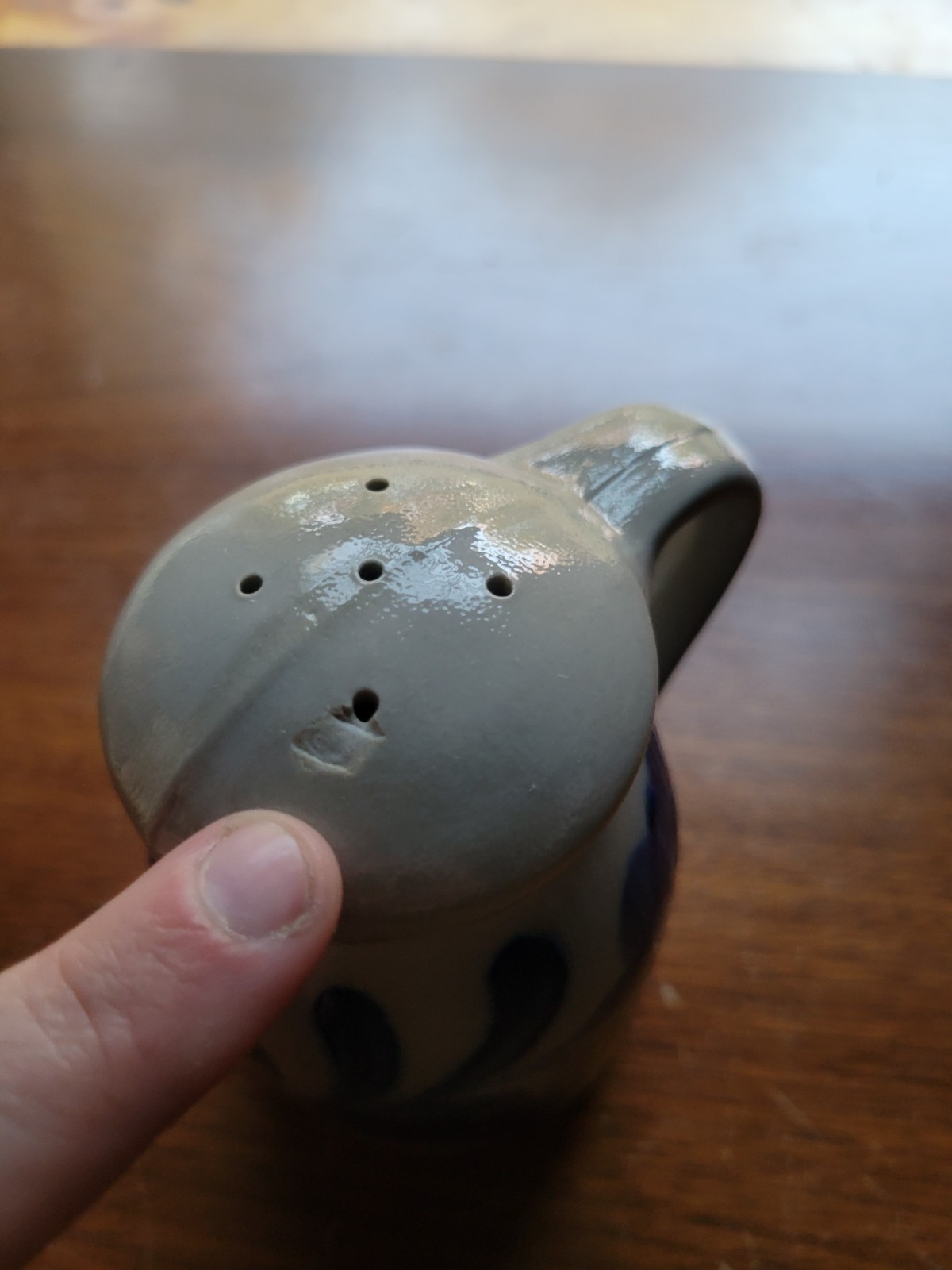 Salmon Falls Stoneware Blue Pennsylvania Salt Glaze Salt or Pepper Shaker
