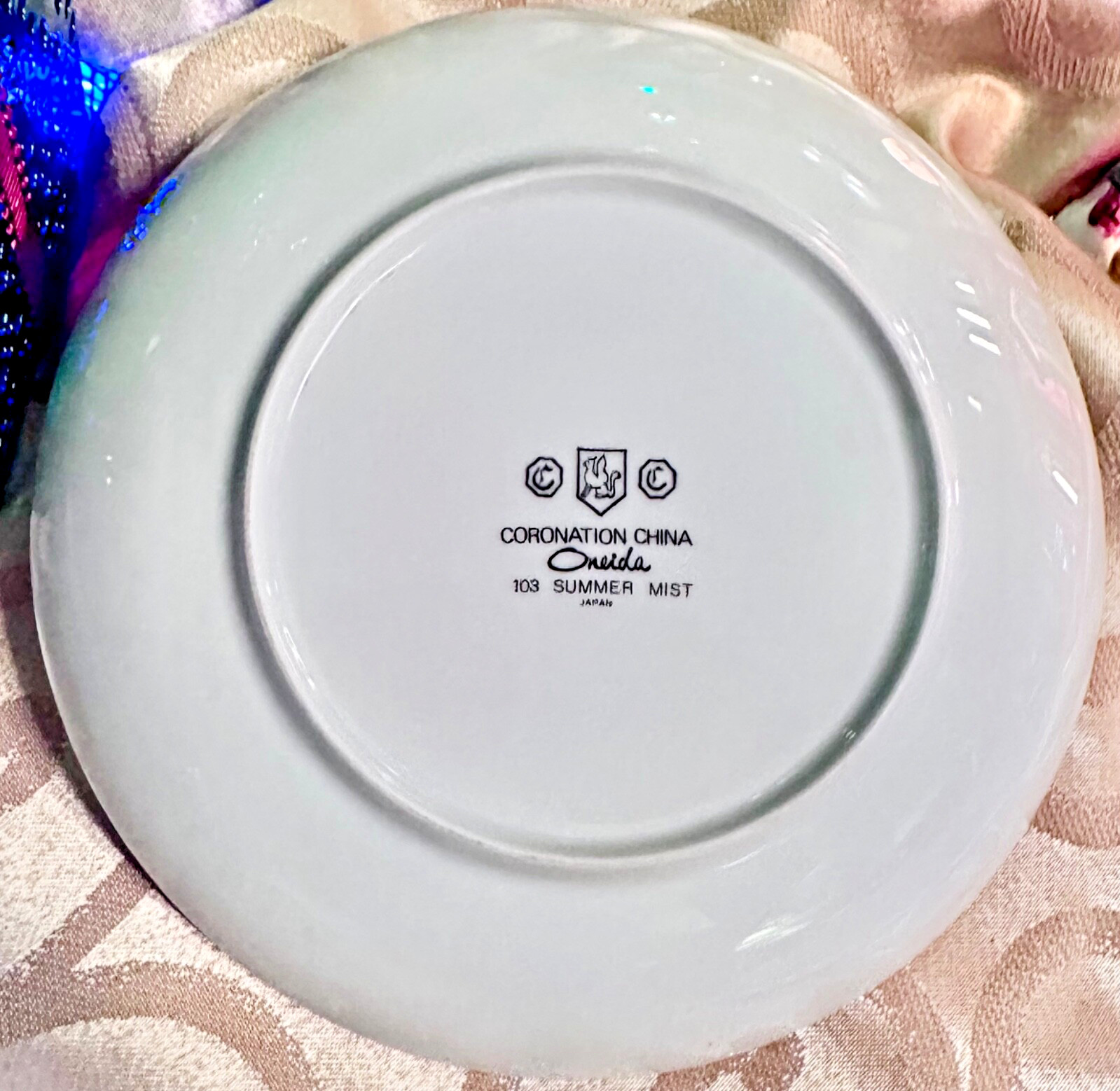 7.75″ Salad Bowl- Oneida Coronation China – Summer Mist – 103