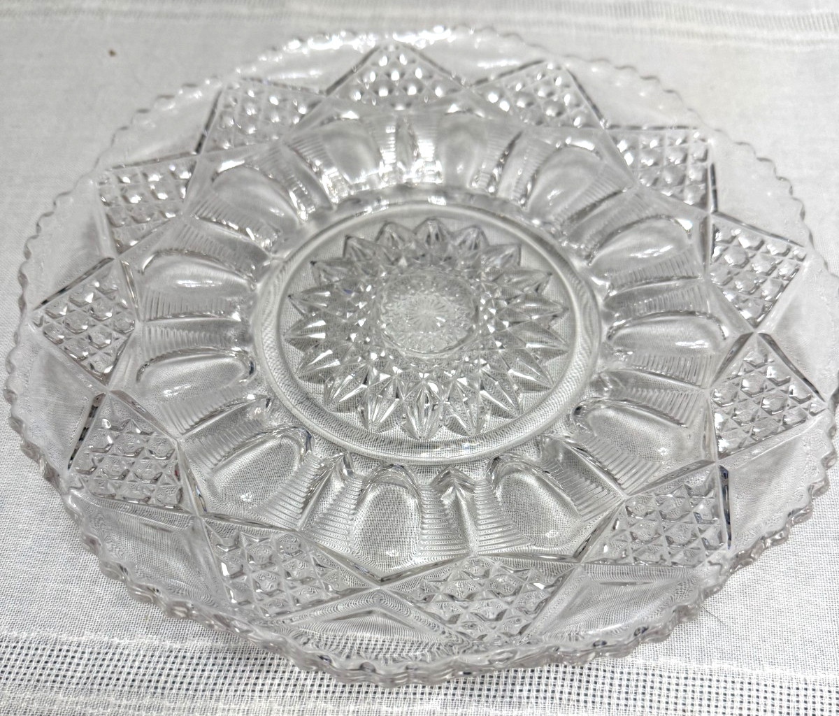 Tarentum Glass Co – Ladders and Diamonds 9” Plate Circa 1903 EAPG
