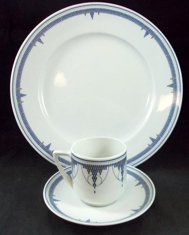 Rosenthal Deco Group of Dinner Plate with Cup and Saucer Set