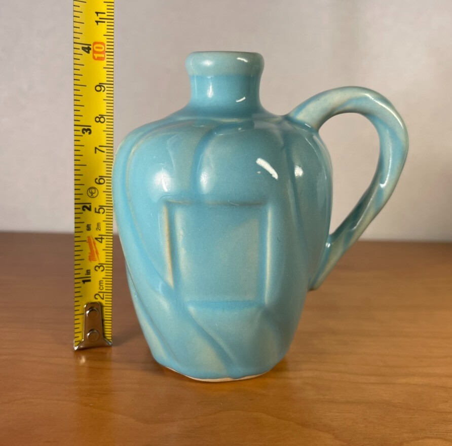 Jean Castle Capistrano Turquoise Swirl California Pottery Jug 4″ Hollydale?