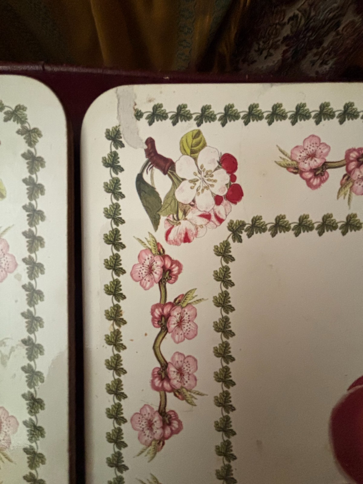 Portmeirion Pomona Set of 4 Cork & 8 Cloth Placemats