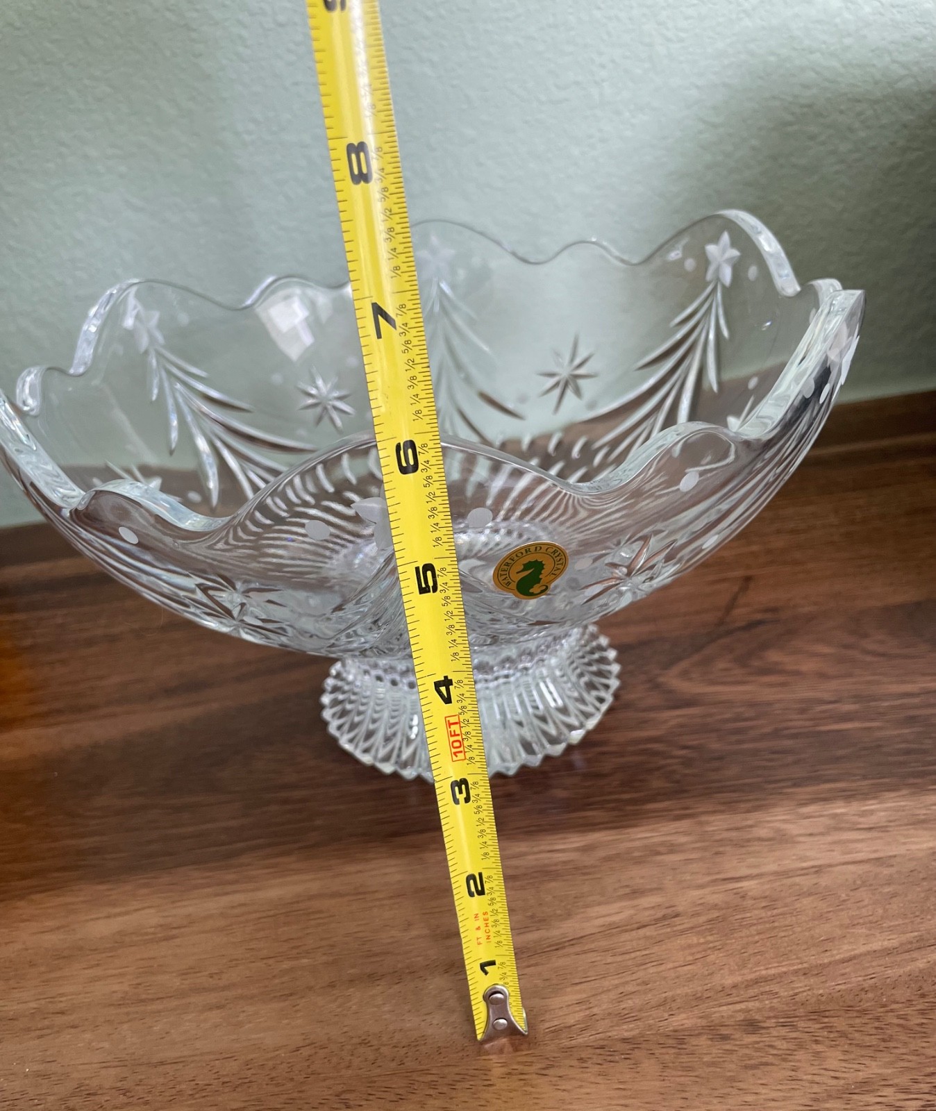 WATERFORD CRYSTAL CHRISTMAS NIGHT 10″ SCALLOPED EDGE FOOTED BOWL – MINT