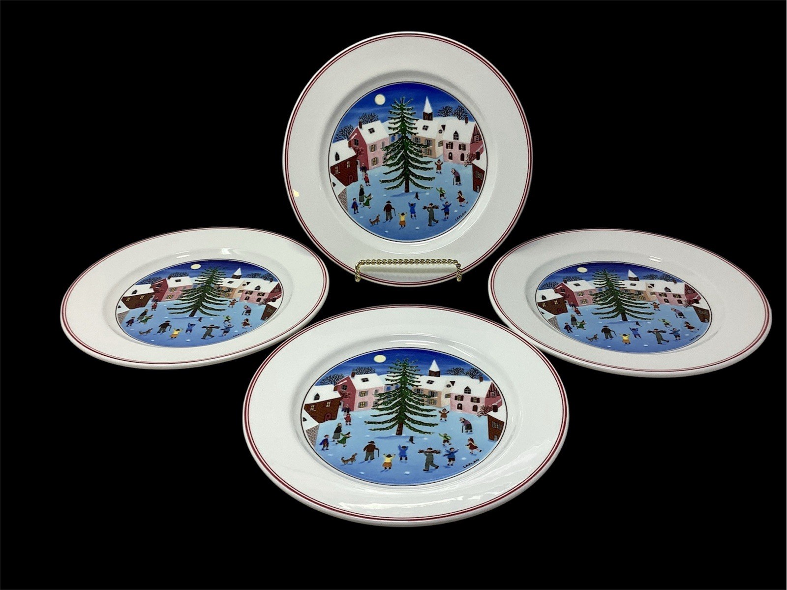 Villeroy & Boch Naif Christmas Salad Plates 8″ Set of 4 Village Scene