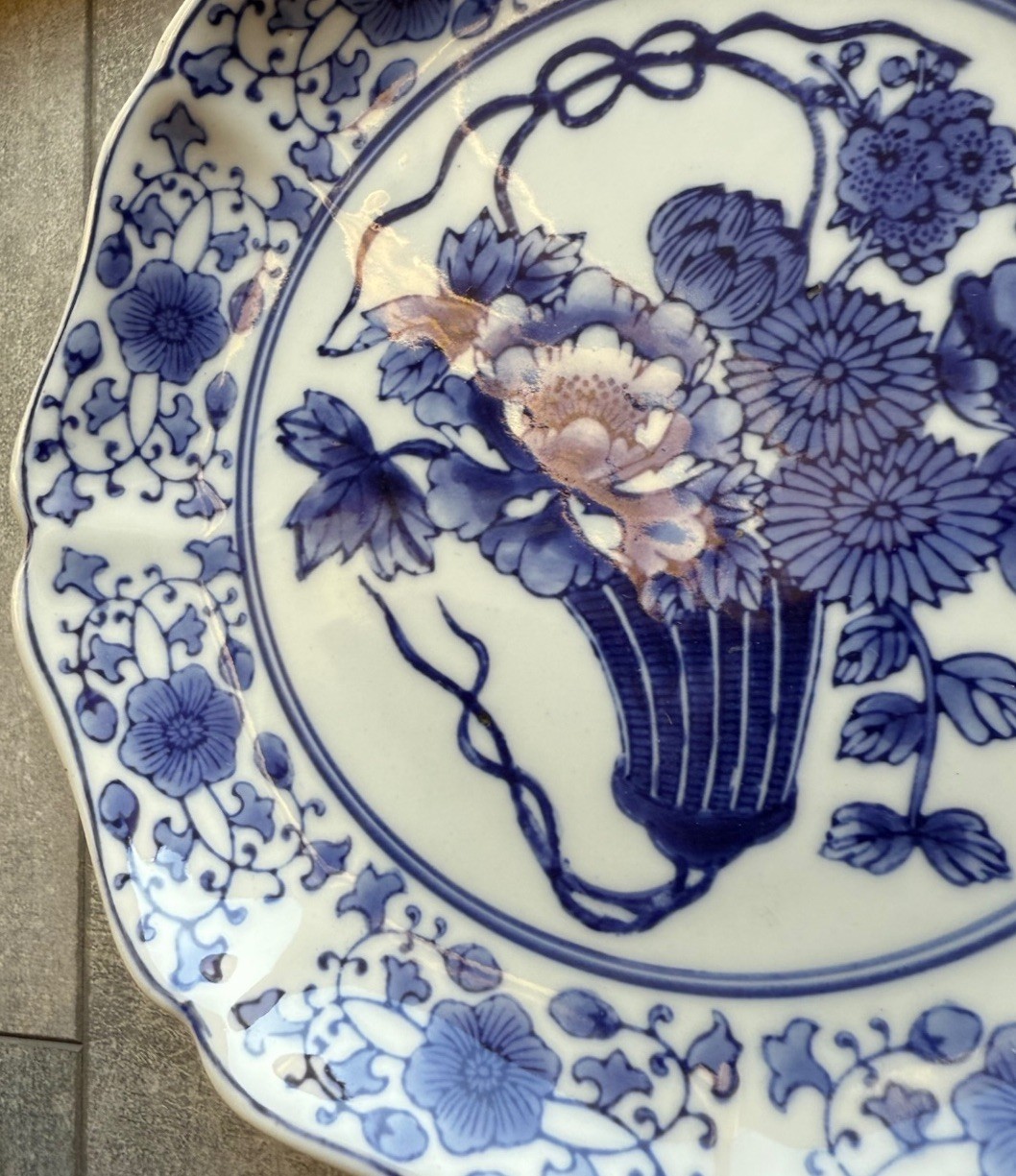 Blue White Porcelain Centerpiece Pedestal Footed Bowl Tazza Dish Floral Pattern