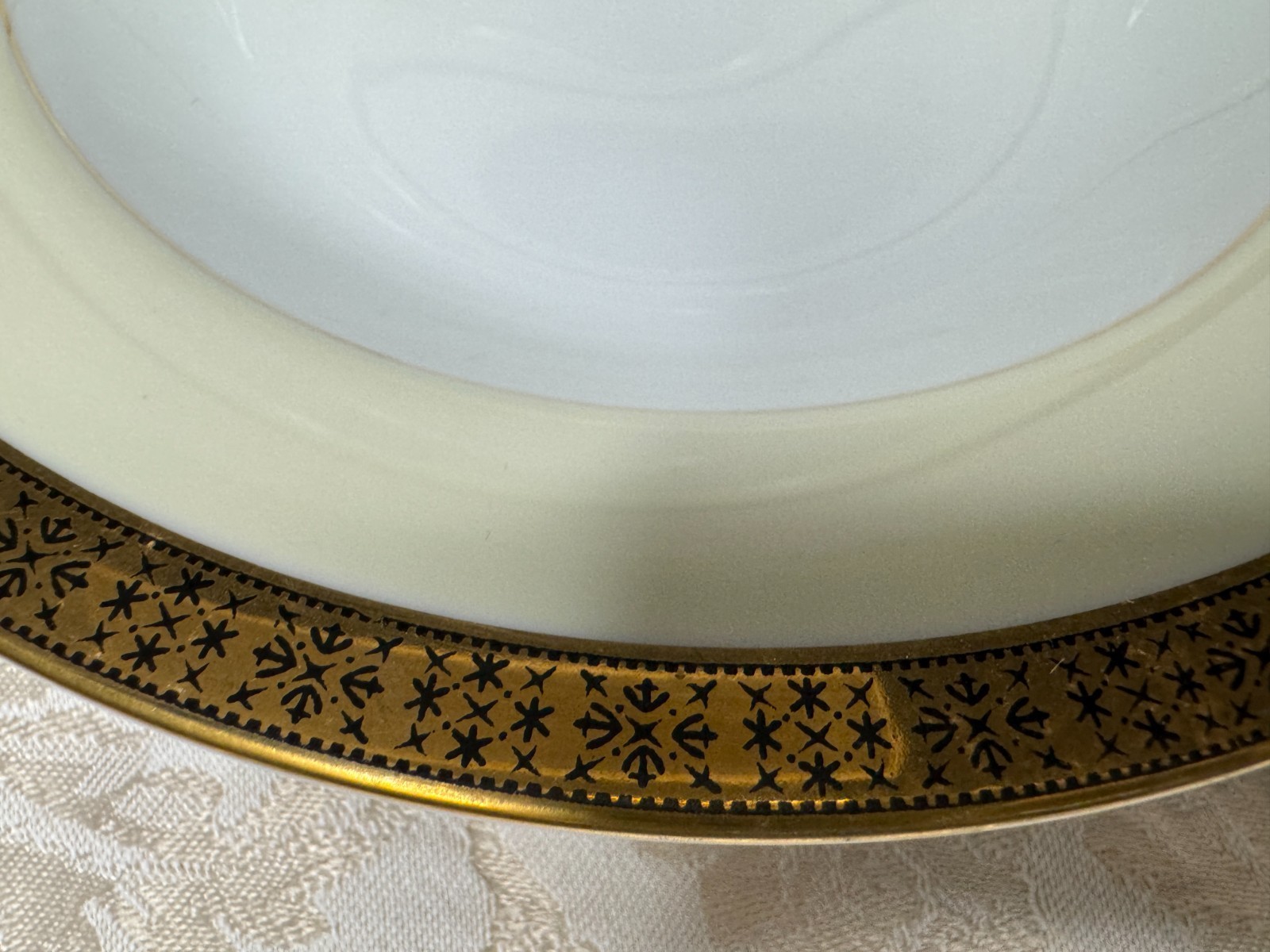 2 Rare Noritake Dinnerware Soup Bowls Gold Trim 7.75″ Bowls China 5485