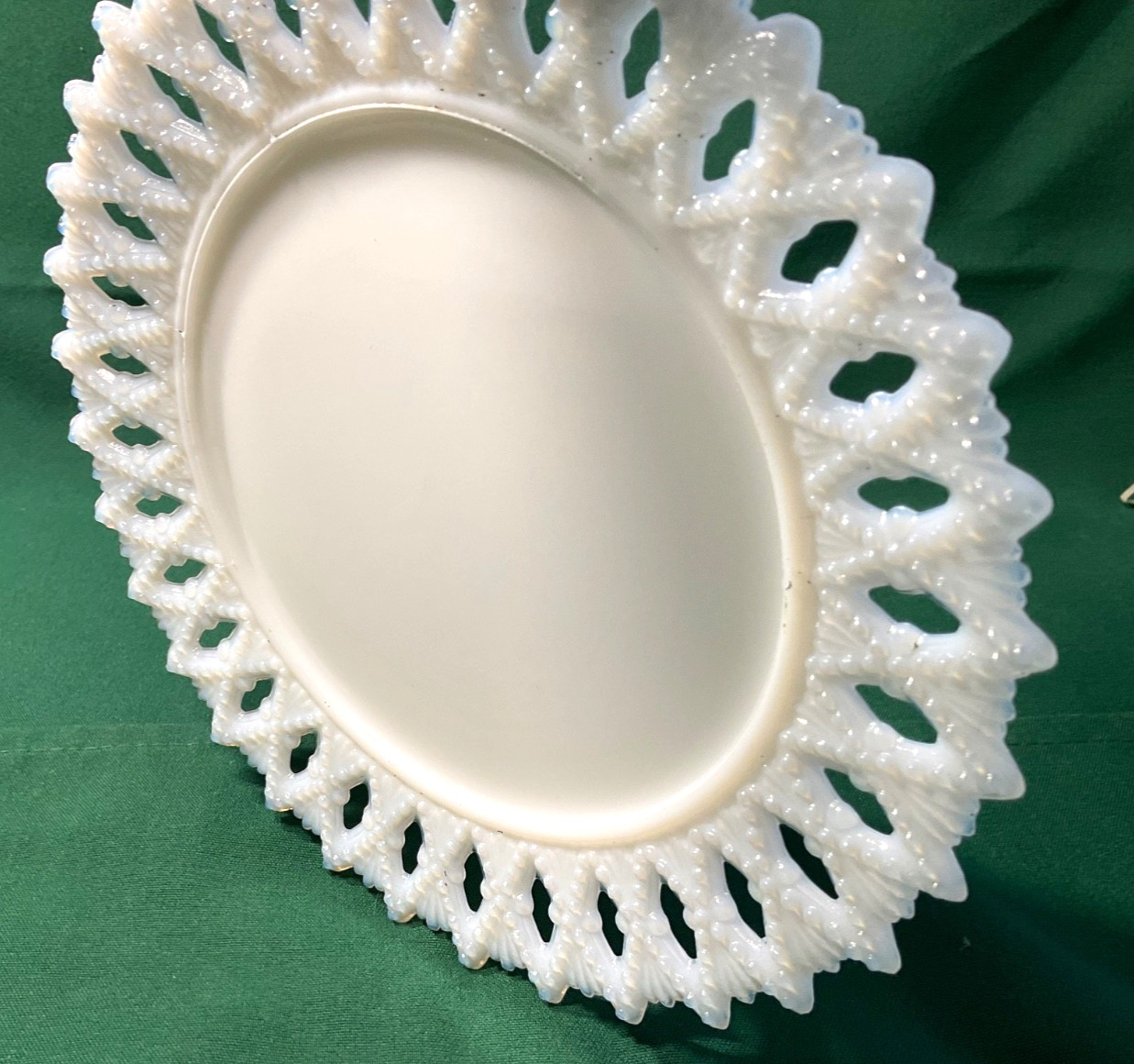 Vtg Kemple Milk Glass Iridescent Sheaf of Wheat Reticulated Rim Plate Party Dish