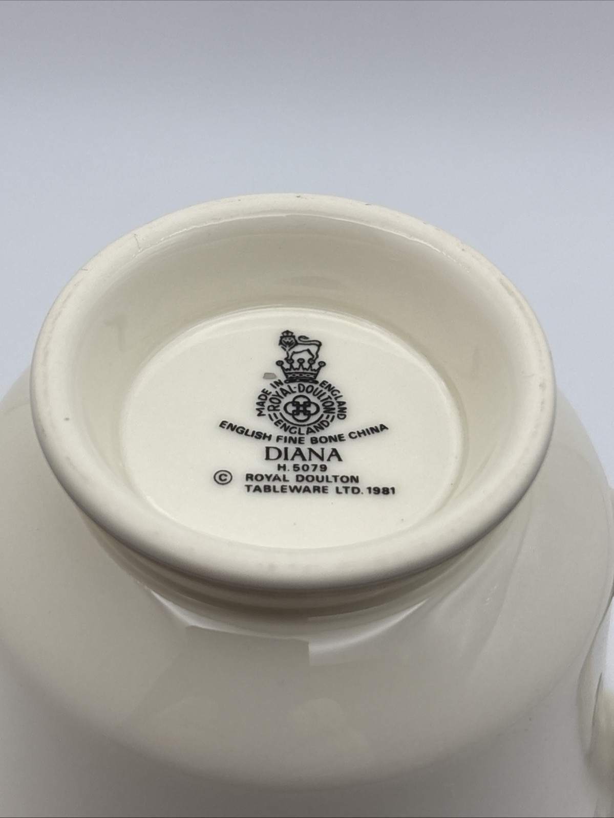 Royal Doulton The Romance Collection Diana Cup H 5079 Made In England