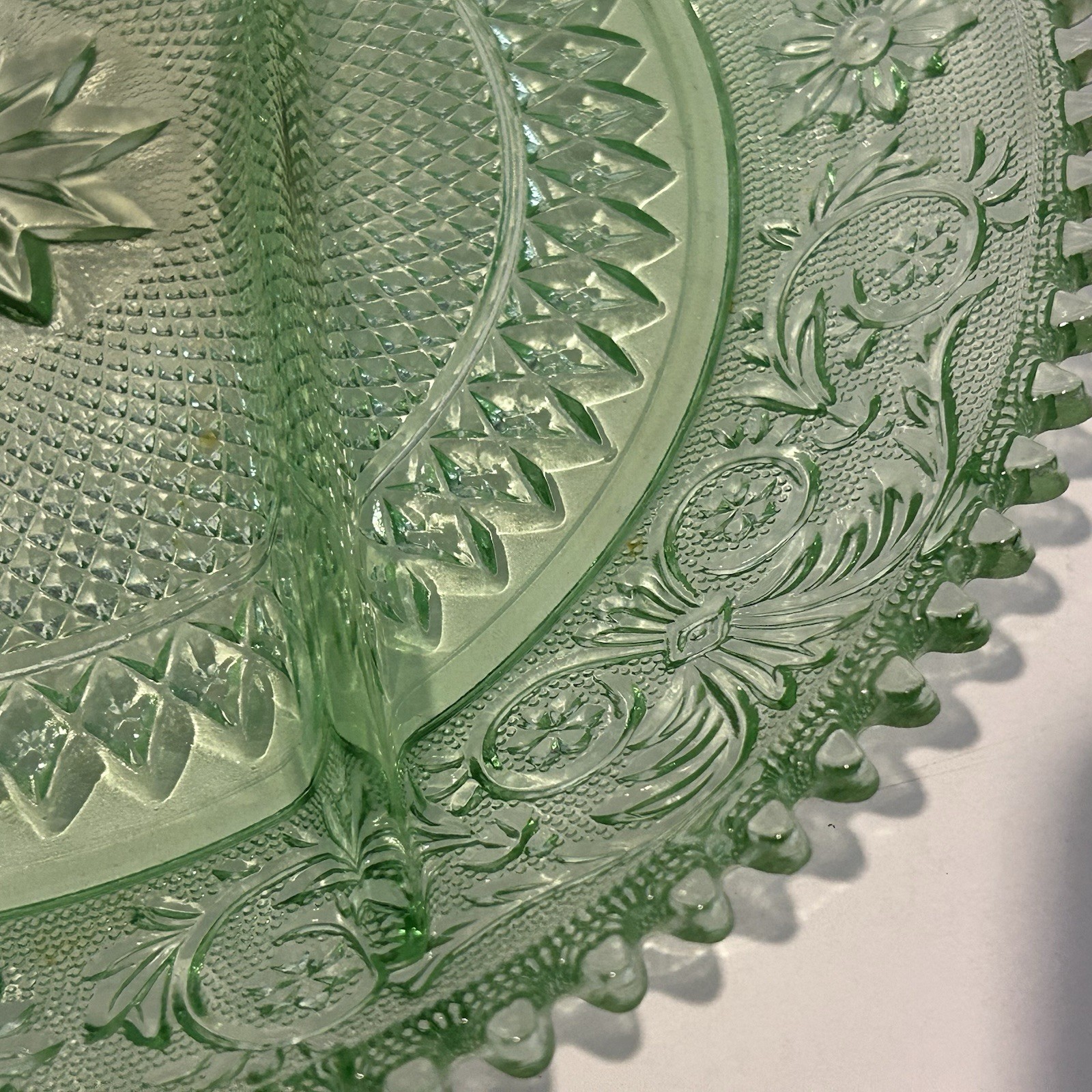 Green Indiana Glass Tiara Divided Relish Serving Plate Platter 12″ Saw Tooth Vtg