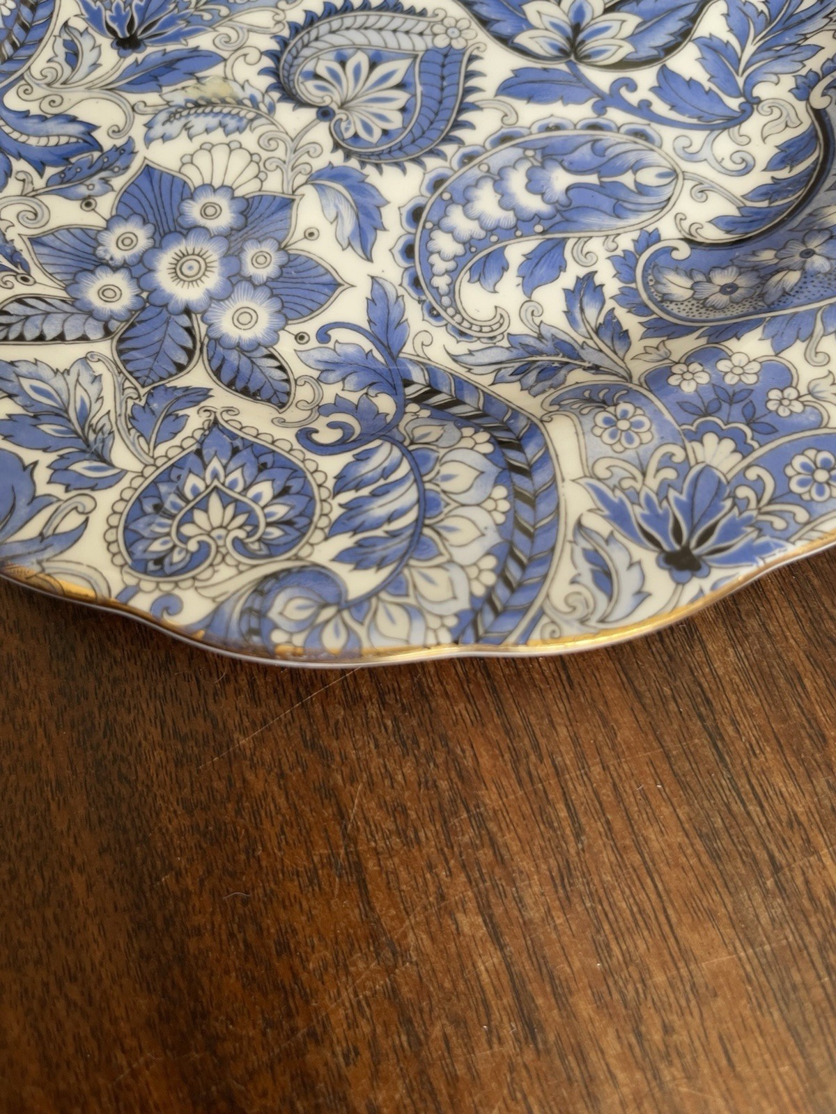 Royal Standard Bone China England Paisley Blue and White Plate Gold Trim