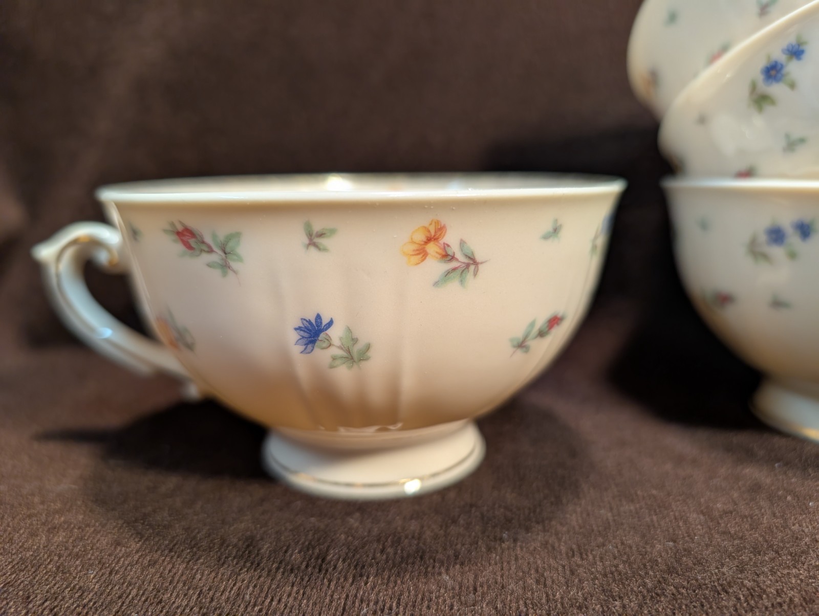 Syracuse China SUZANNE – 2 Cups – Excellent Used Condition