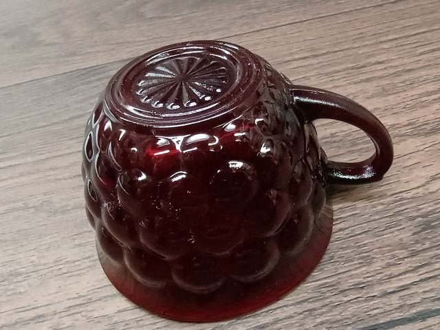 Anchor Hocking Red Royal Ruby Bubble Bullseye Tea Cup 1963 REDB25
