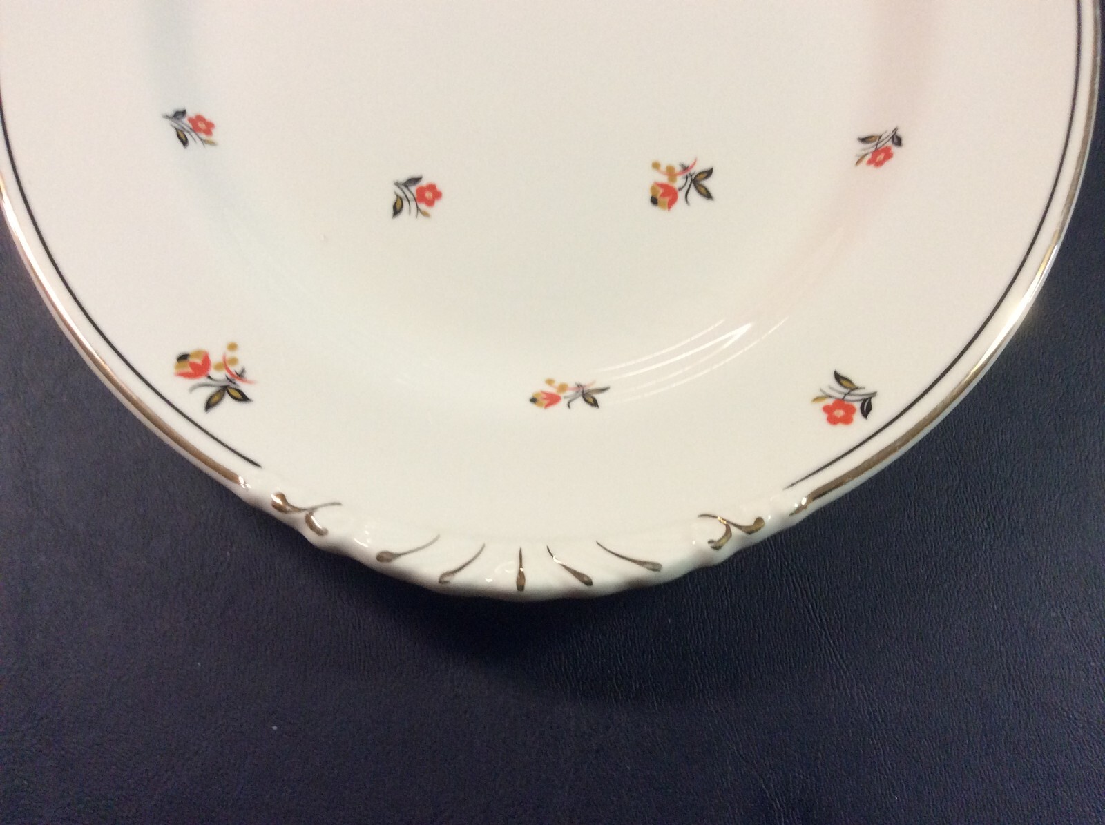 Antique Homer Laughlin Nautilus Cardinal 11-3/4 Inch Long Serving Platter (EX)