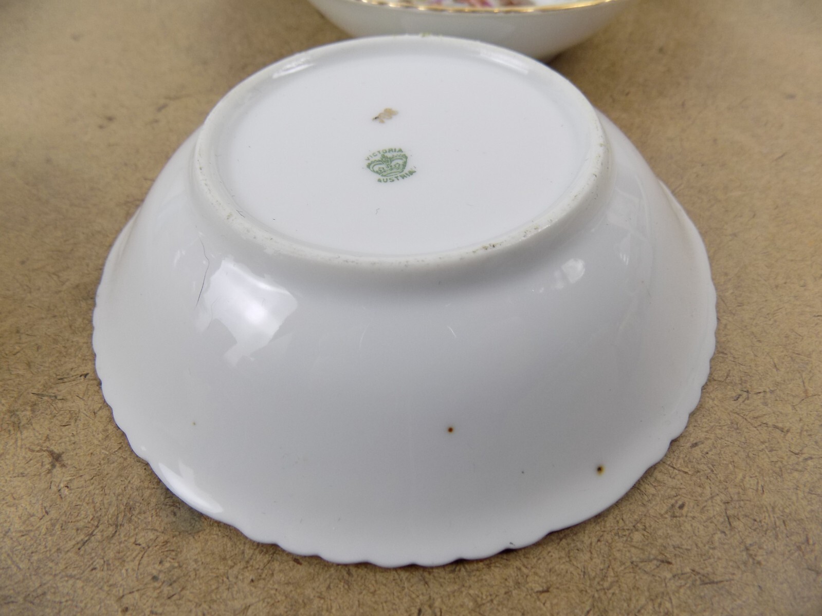 Antique Victoria Austria Porcelain Dessert Bowls Neoclassical Red Gold