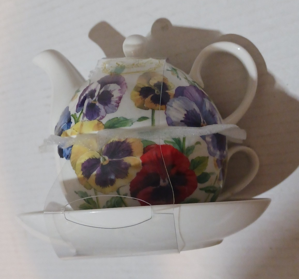 Stechcol Gracie Bone China White & Floral Butterflies TEAPOT