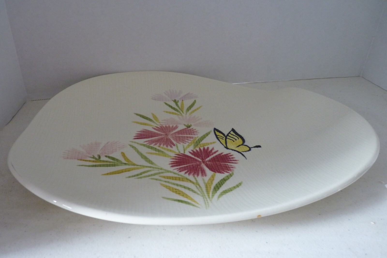 Vintage Red Wing Serving Platter – Pink Spice Butterfly Pattern (#223-1319)