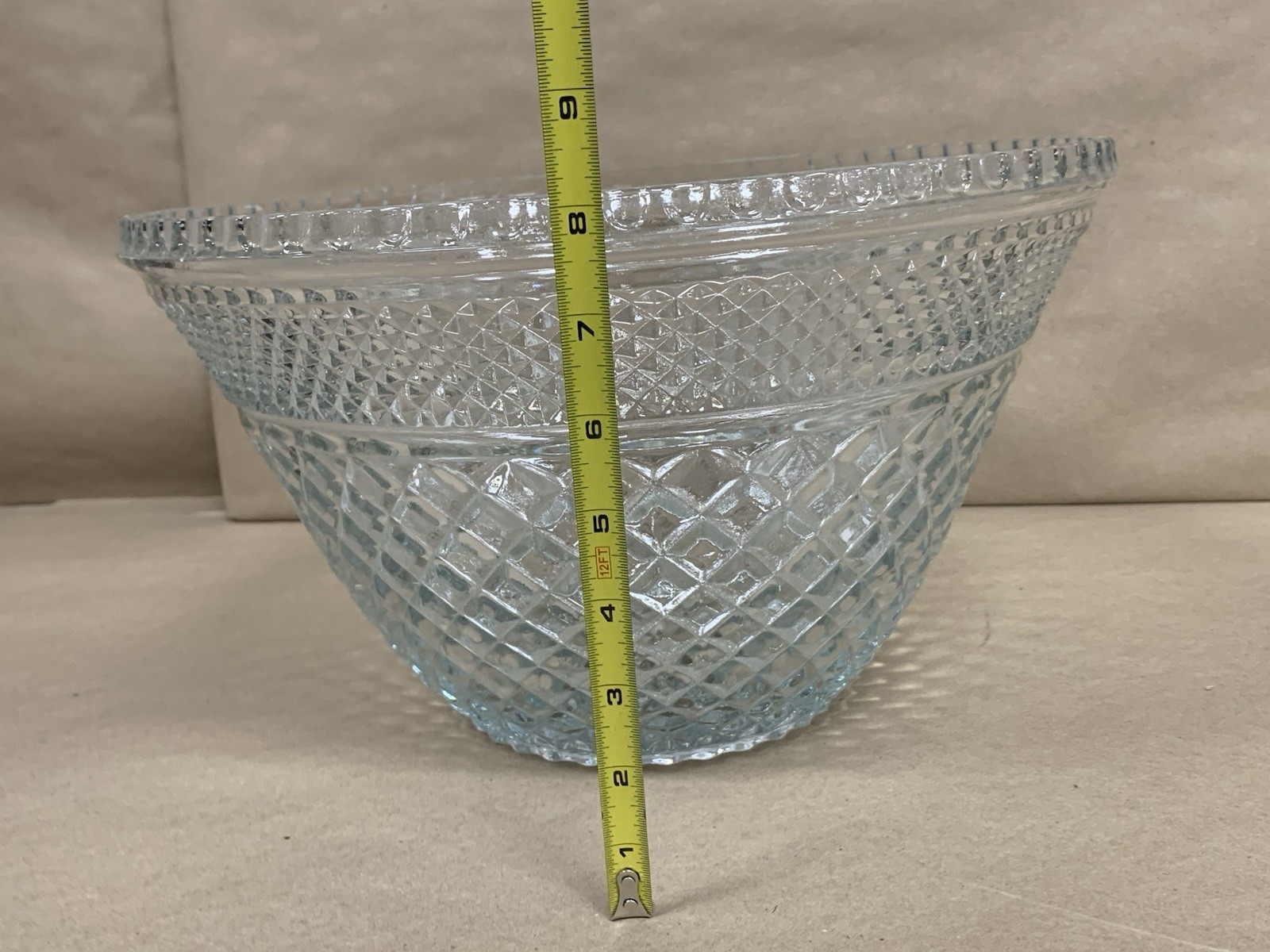 Vintage Anchor Hocking Wexford Punch Bowl Set With 17 Cups Hooks & Ladle