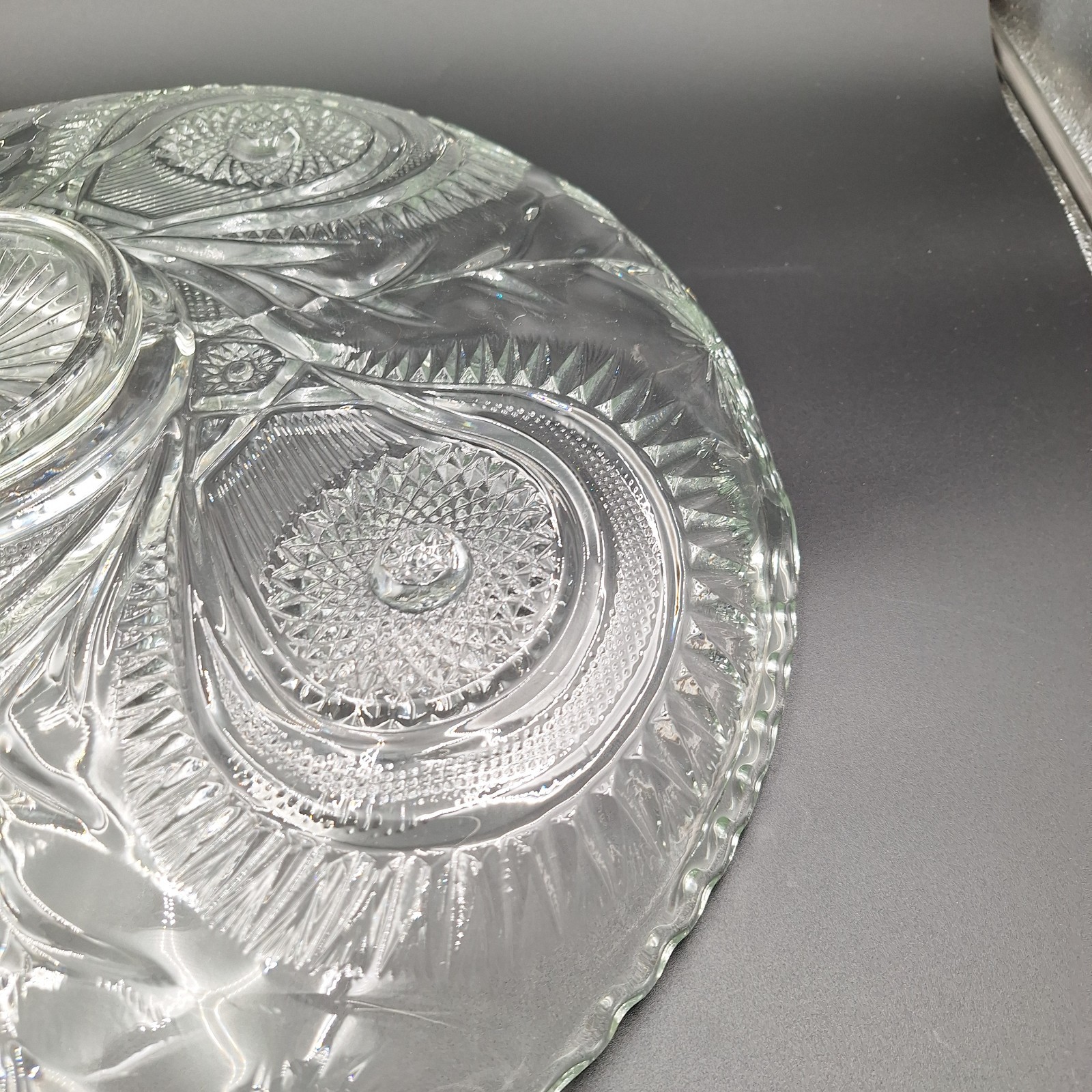 HUGE Vintage LE Smith Horseshoe Pinwheel and Stars Punch Bowl Underplate 21” EUC