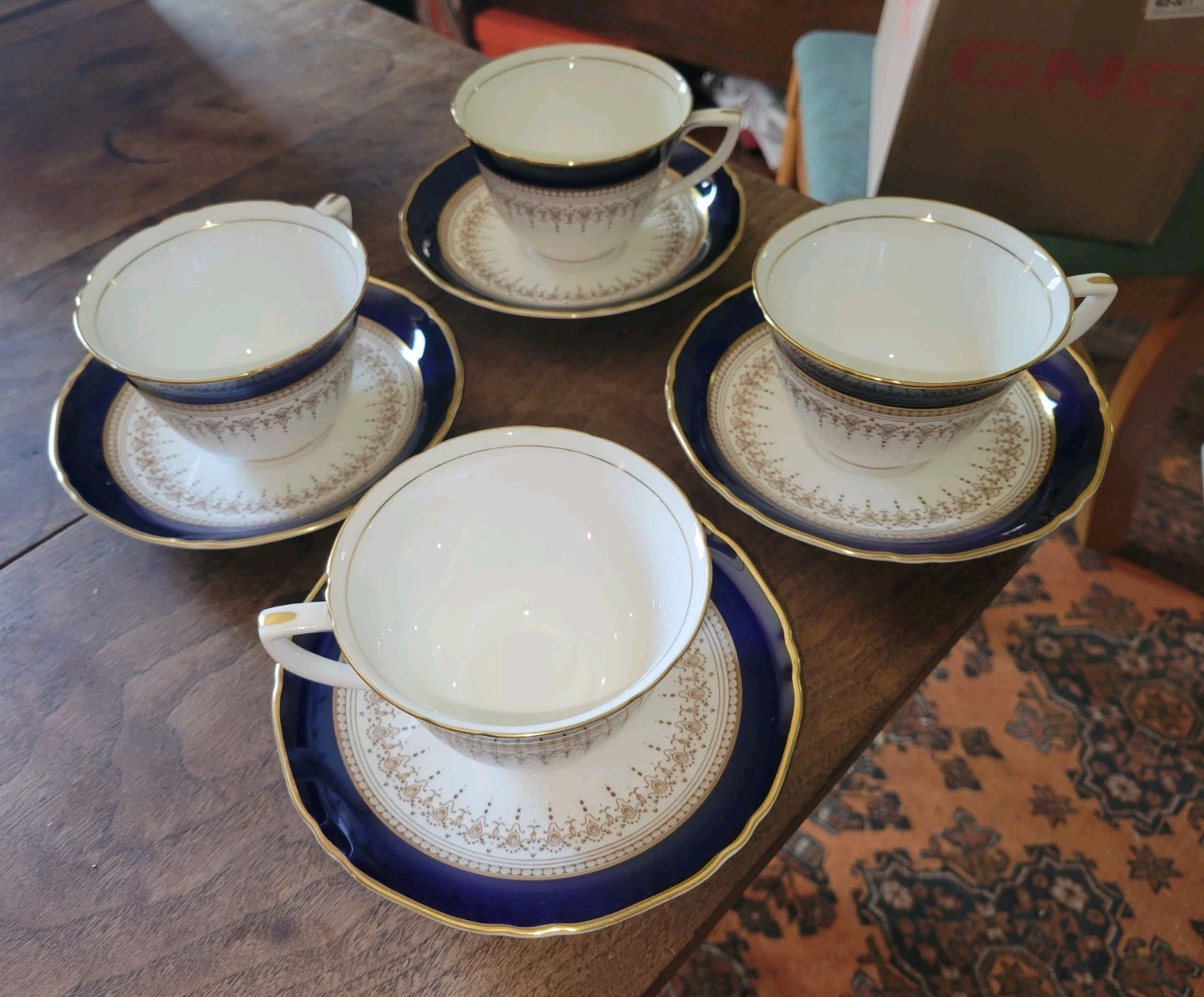 Set Of 4 ROYAL WORCESTER Fine Bone China REGENCY BLUE Tea Cups & Saucers