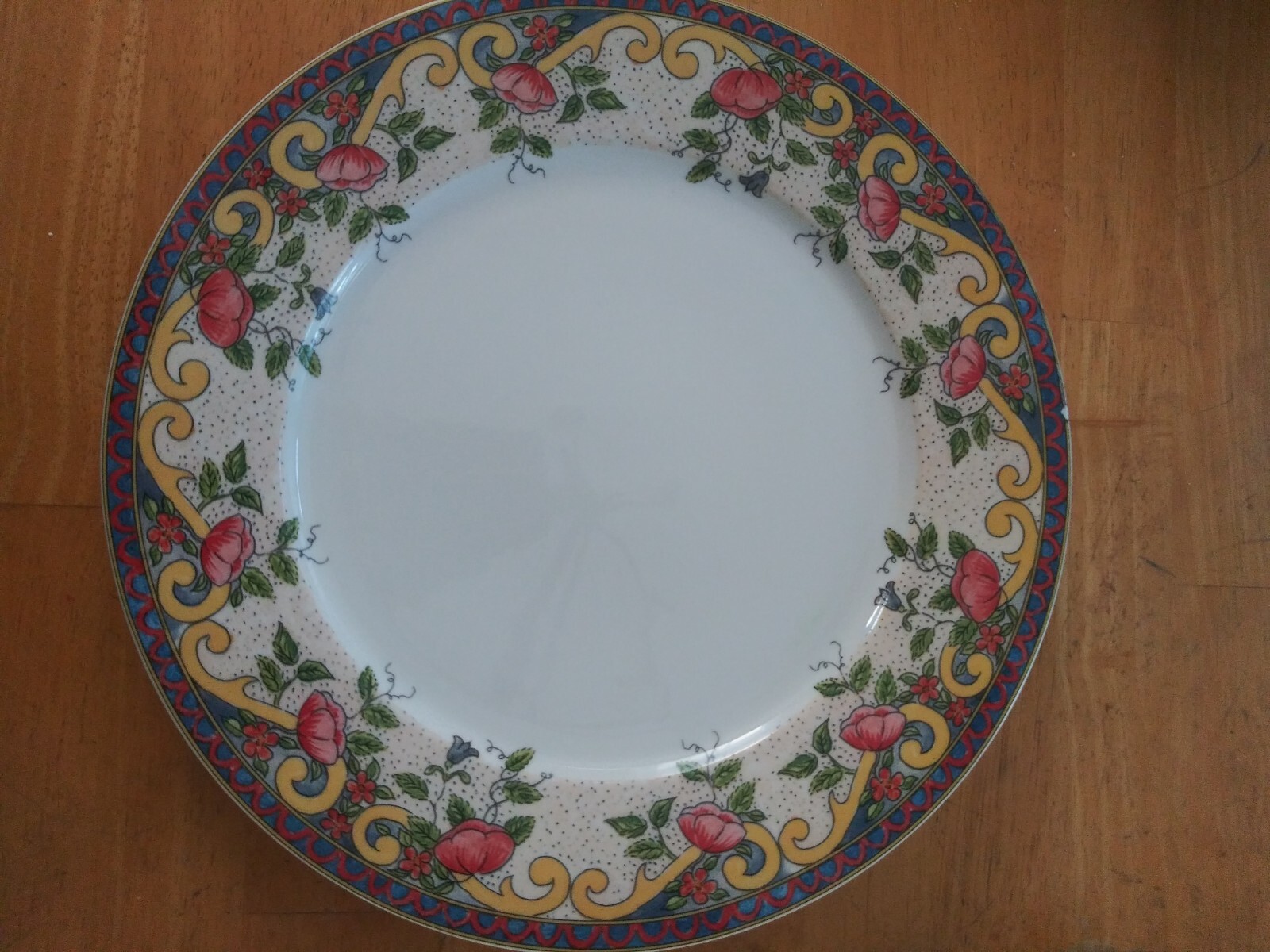 American Atelier Petite Provence 5074 Dinner plate with flaw. See 2nd picture.