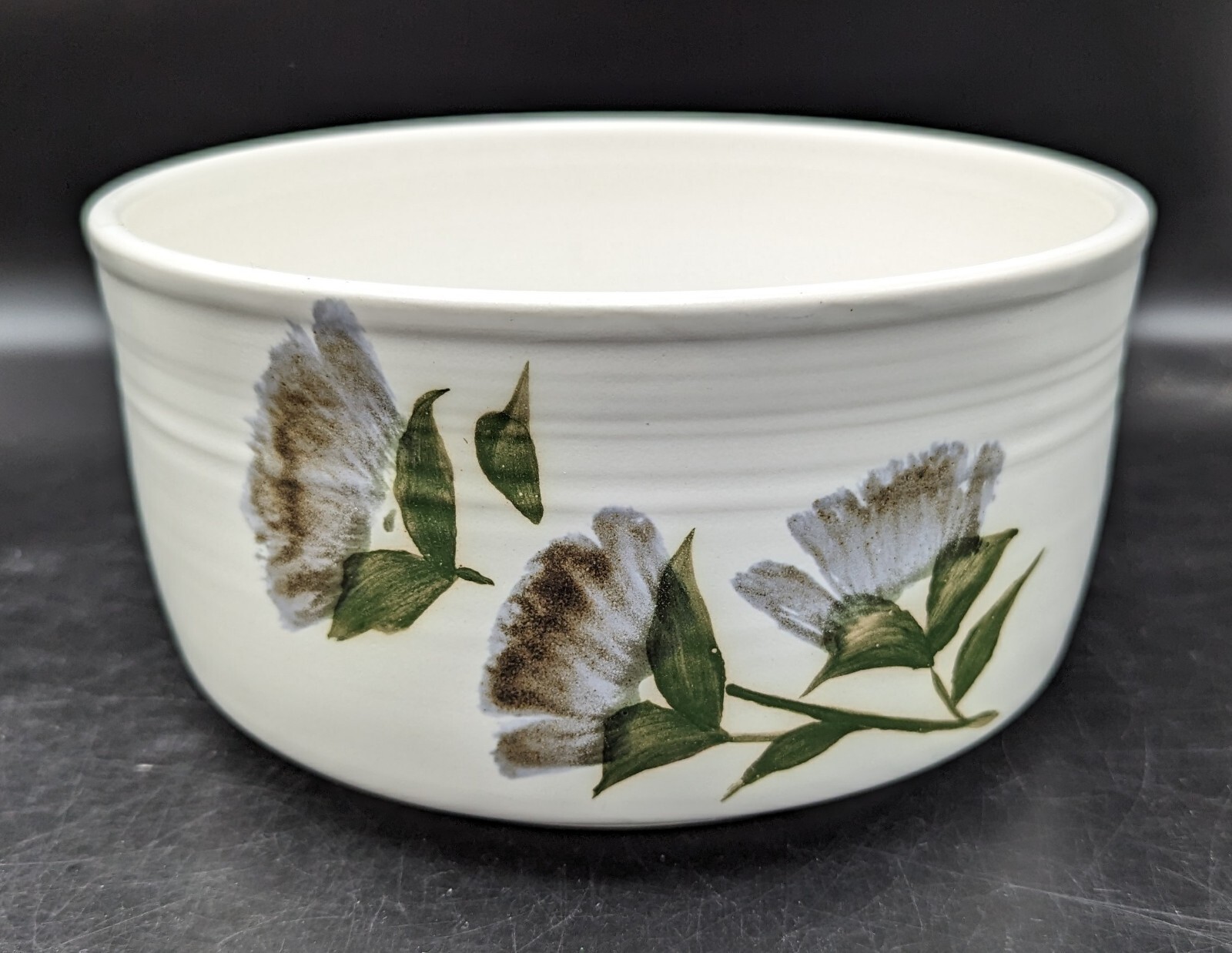 Canadian Pottery Bowls by Aberle Potters Blue Floral Design 7″ & 5″ Matched Set