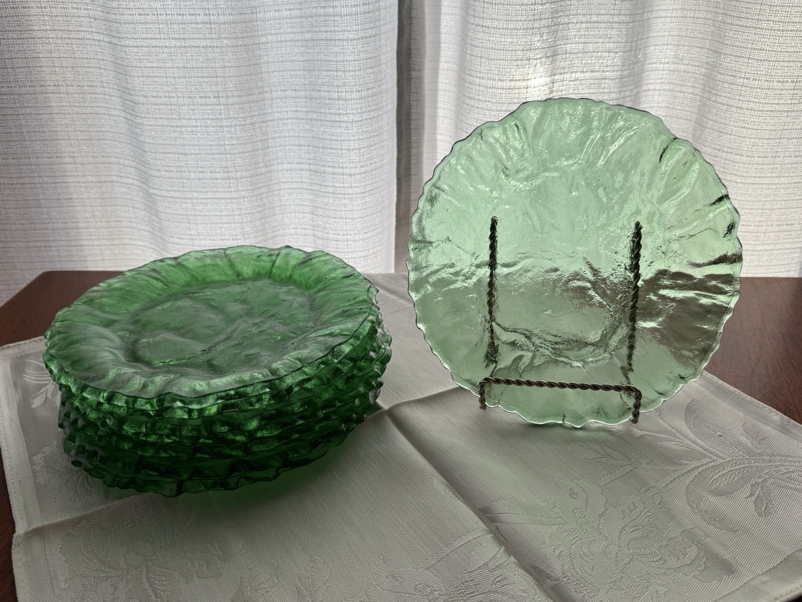 Vintage Morgantown Crinkle Glass Green Plates. 7 3/4 Inches diameter Set of 8