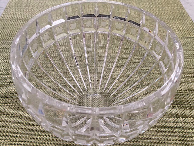 Elegant Round Bowl – Marquis by Waterford Crystal Quadrata -7-3/8″dia 5-1/2″high