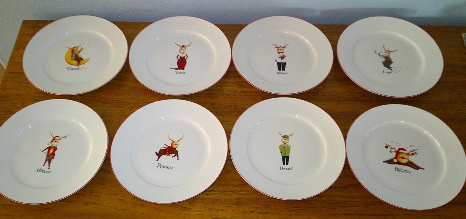 8 RAINBOW MOUNTAIN Santa Reindeer 8″ Plate Set Christmas Whimsical