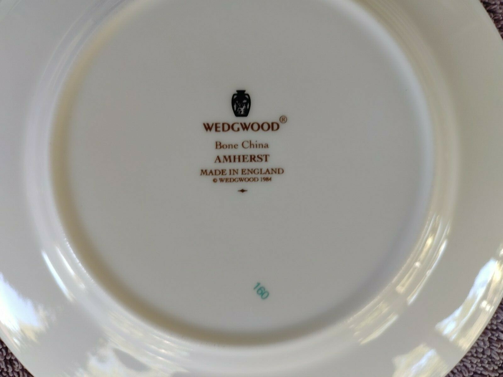 Wedgwood Amhurst Salad 8″ & Bread 6″ Plates White Blue Platinum Set of 4