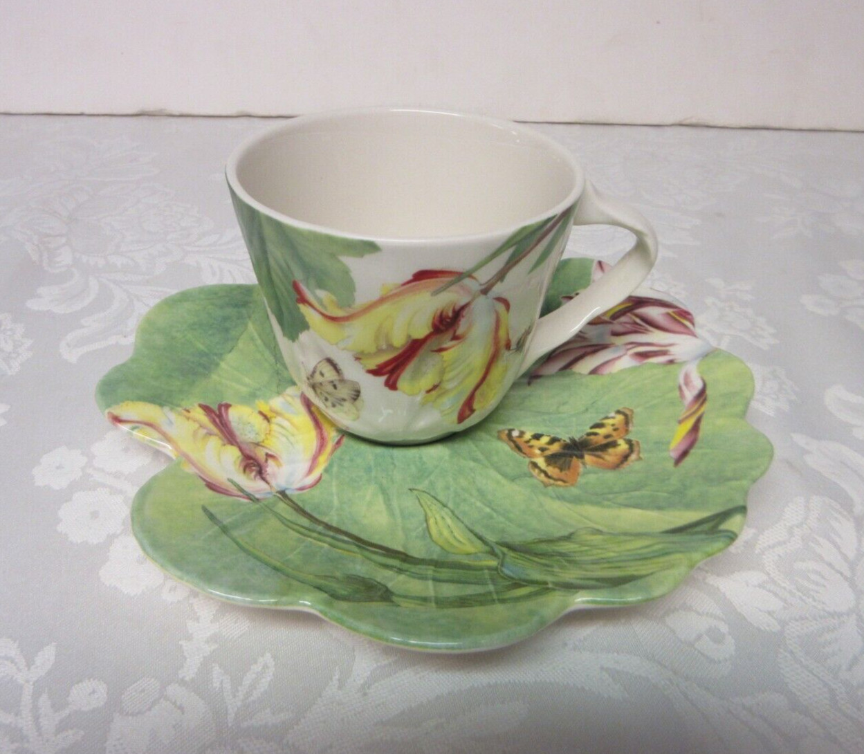 Spode Floral Haven Flat Cup Saucer Set Scalloped Butterflies Tulips Bee England