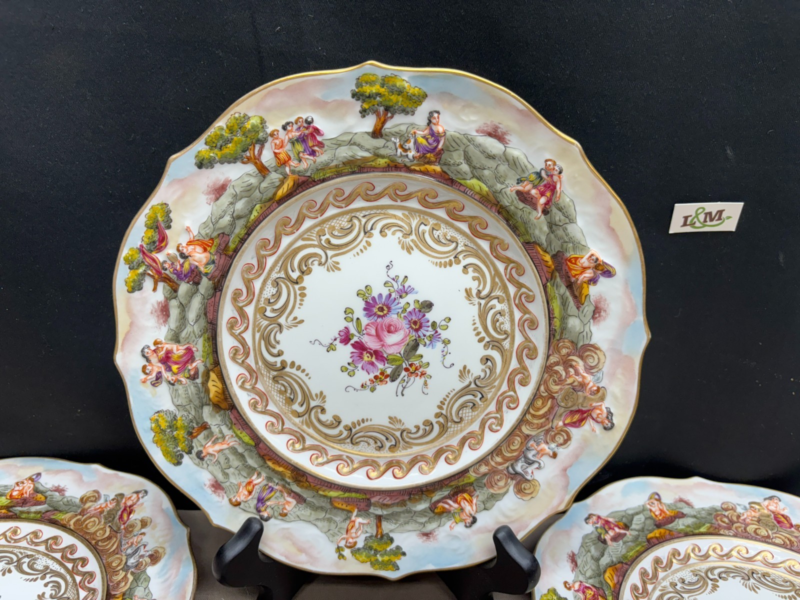 Capodimonte “CHERUBS” Antique Porcelain ~ Set of 4 ~ Lunch Plates ~ 8 3/4″