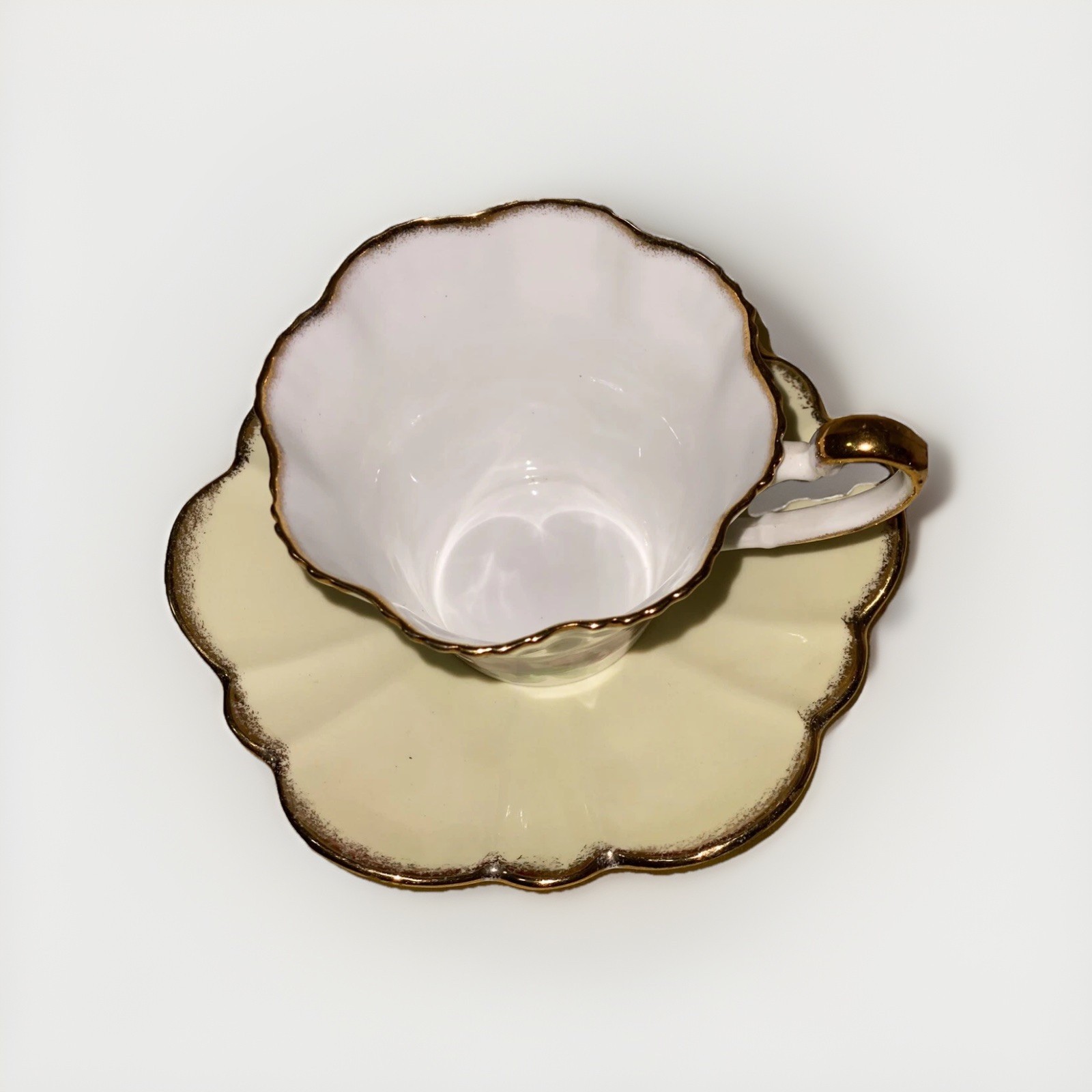 Salisbury Tea Cup & Saucer “Juliana Rose” England Porcelain China Set