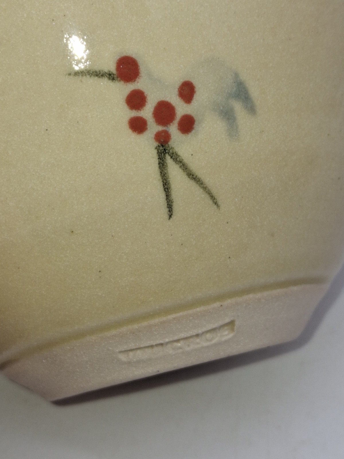 2 Mucros Bird Pottery Bowls Hand Thrown Ireland Spotted Tan Grey Blue Drip 4 5.5