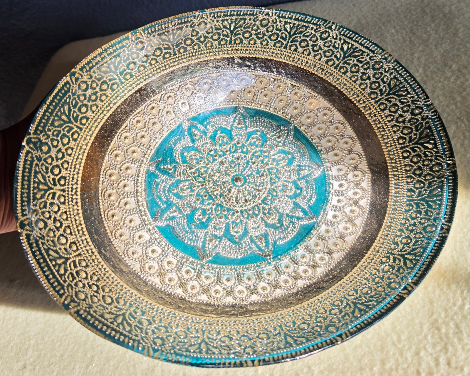 Turkish Glass Round Oval Serving Gold Green 11.5″ X 9″ X 2.5″ Beautifully Made