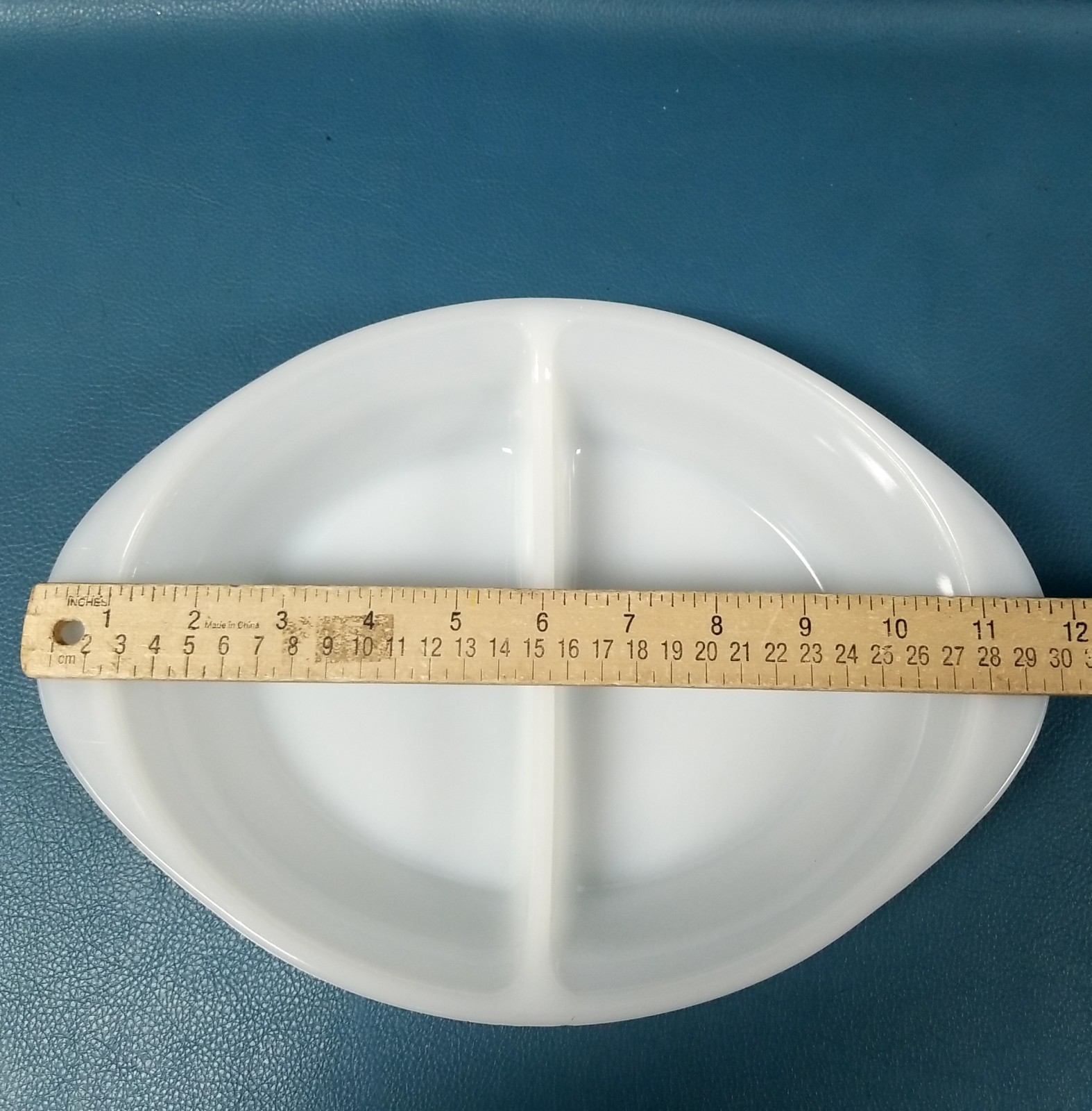 Mixed Lot Of 2 VTG Milk Glass Baking Dishes PYREX 1063 1/2 Qt & GlassBake 1 Qt