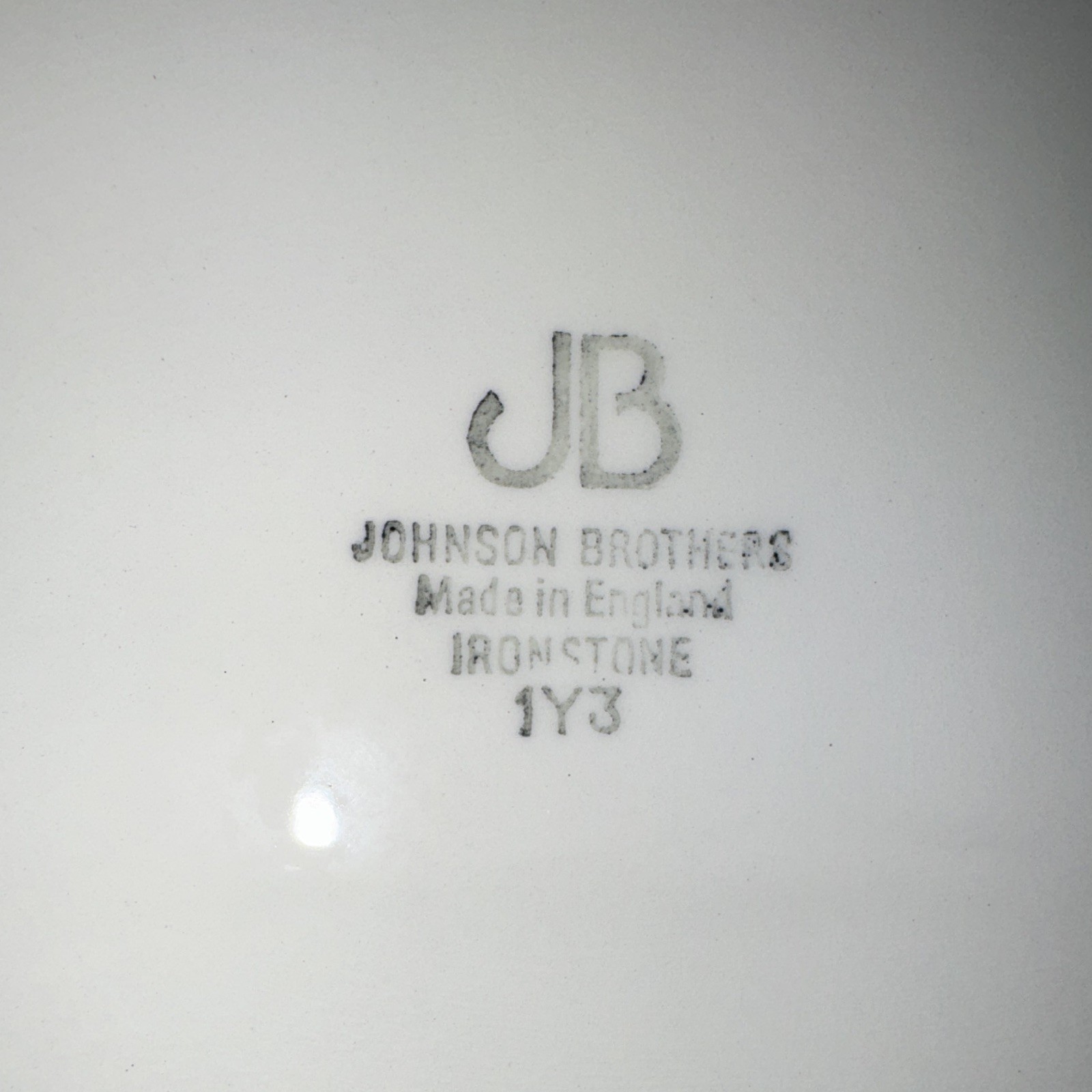 Johnson Brothers White Solid Ironstone Dinner Set Platter Plates Bowls England