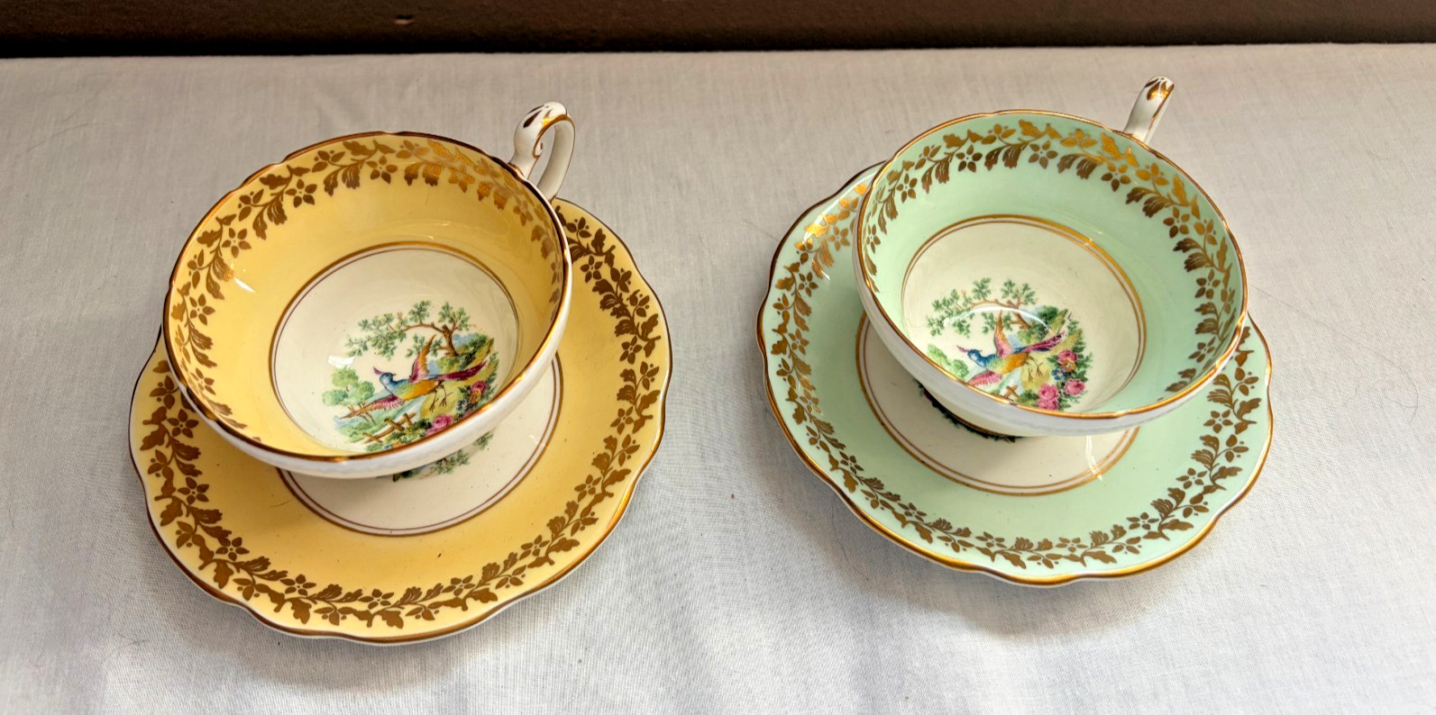 Vintage Foley Bone China England Yellow & Green Tea Cup Saucer Set Gold Trim