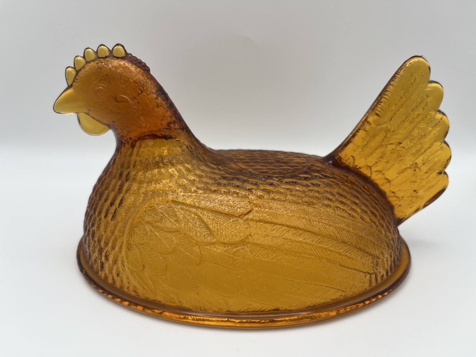Vintage Indiana Glass Amber Hen on Nest Covered Candy Dish Chicken Beaded Rim 7″