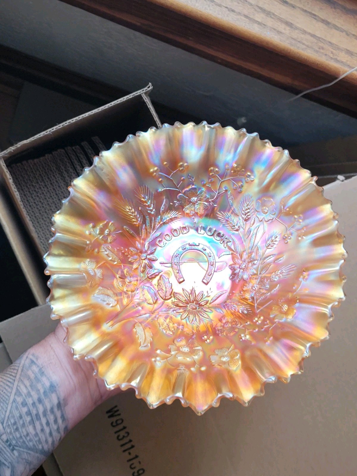 Nice Marigold Northwood Carnival Glass Good Luck Pie Crust Edge Bowl