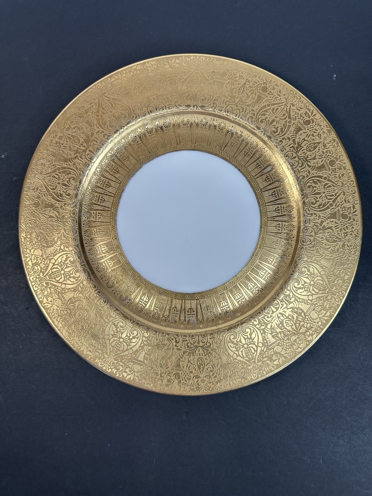 Heinrich H & C Selb Bavaria Cabinet Plate Charger 22K Gold Border 10.75” Vintage