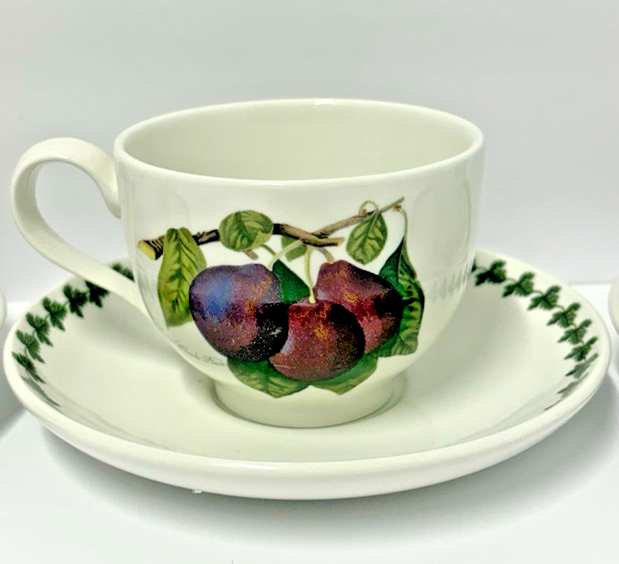 Portmeirion Pomona Traditional Footed Tea Coffee Cups & Saucers Gr Britain Set 4
