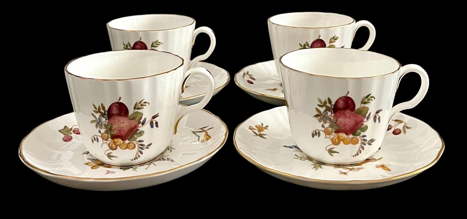 4 – Royal Worcester Delecta Coburg Z2266 Cup & Saucer Sets Bone China Excellent