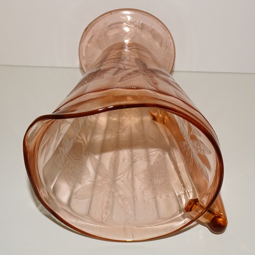1931 Jeannette 7.75in Poinsettia Pink Depression Glass Footed Cone Pitcher 32oz