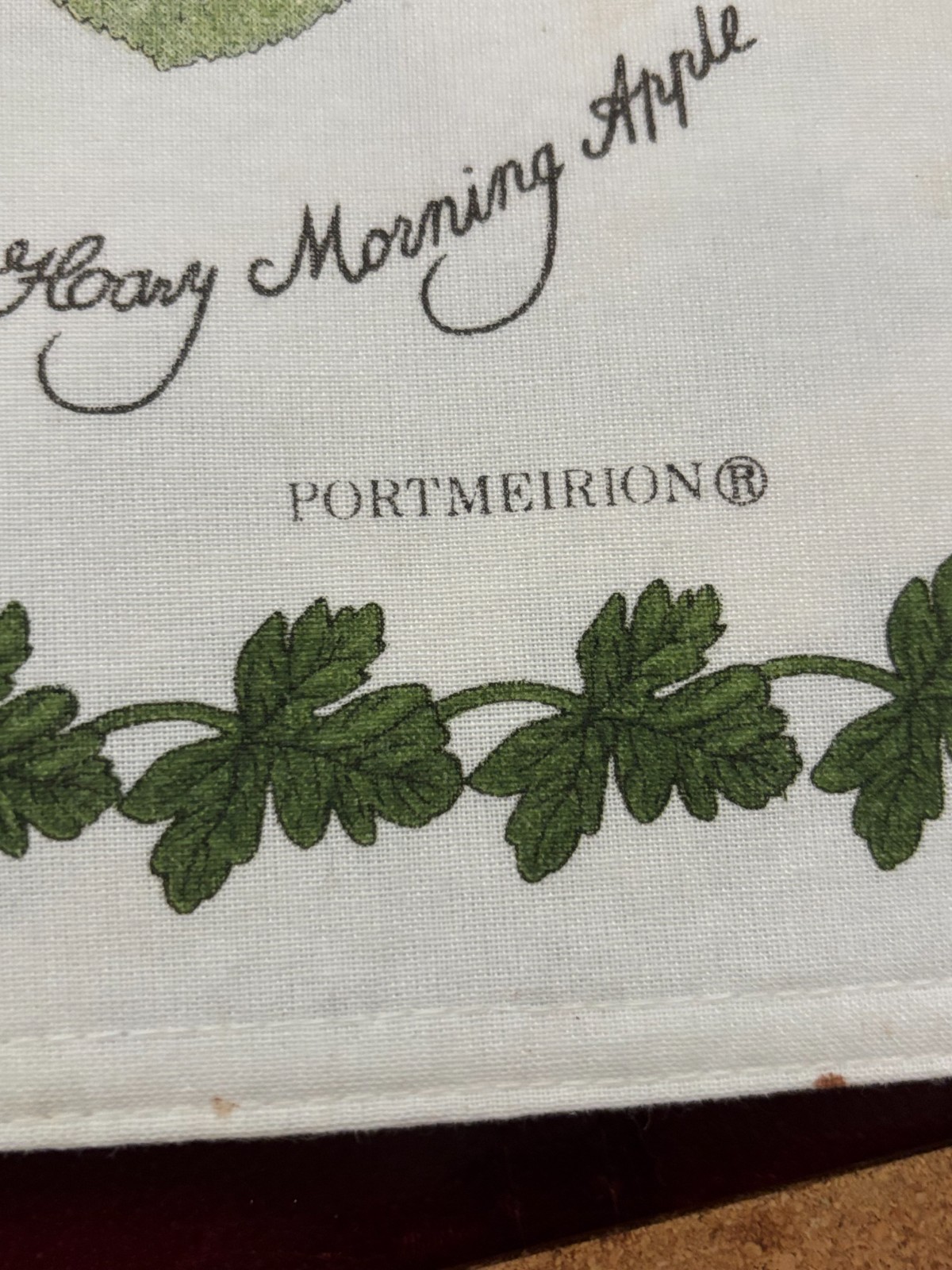 Portmeirion Pomona Set of 4 Cork & 8 Cloth Placemats