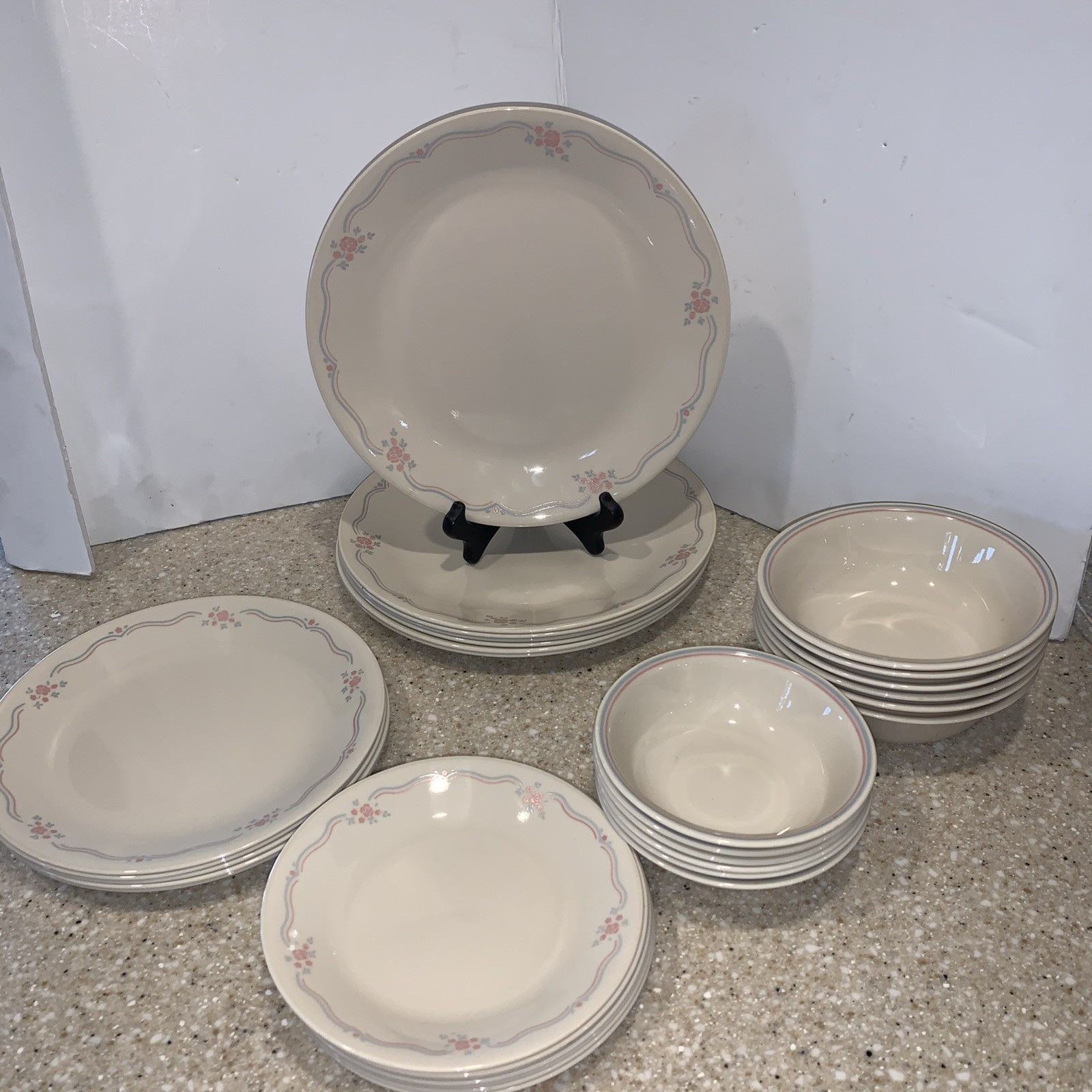 Corelle Dishes Set English Breakfast 1994 Lot Of 31 Pieces! Nice!