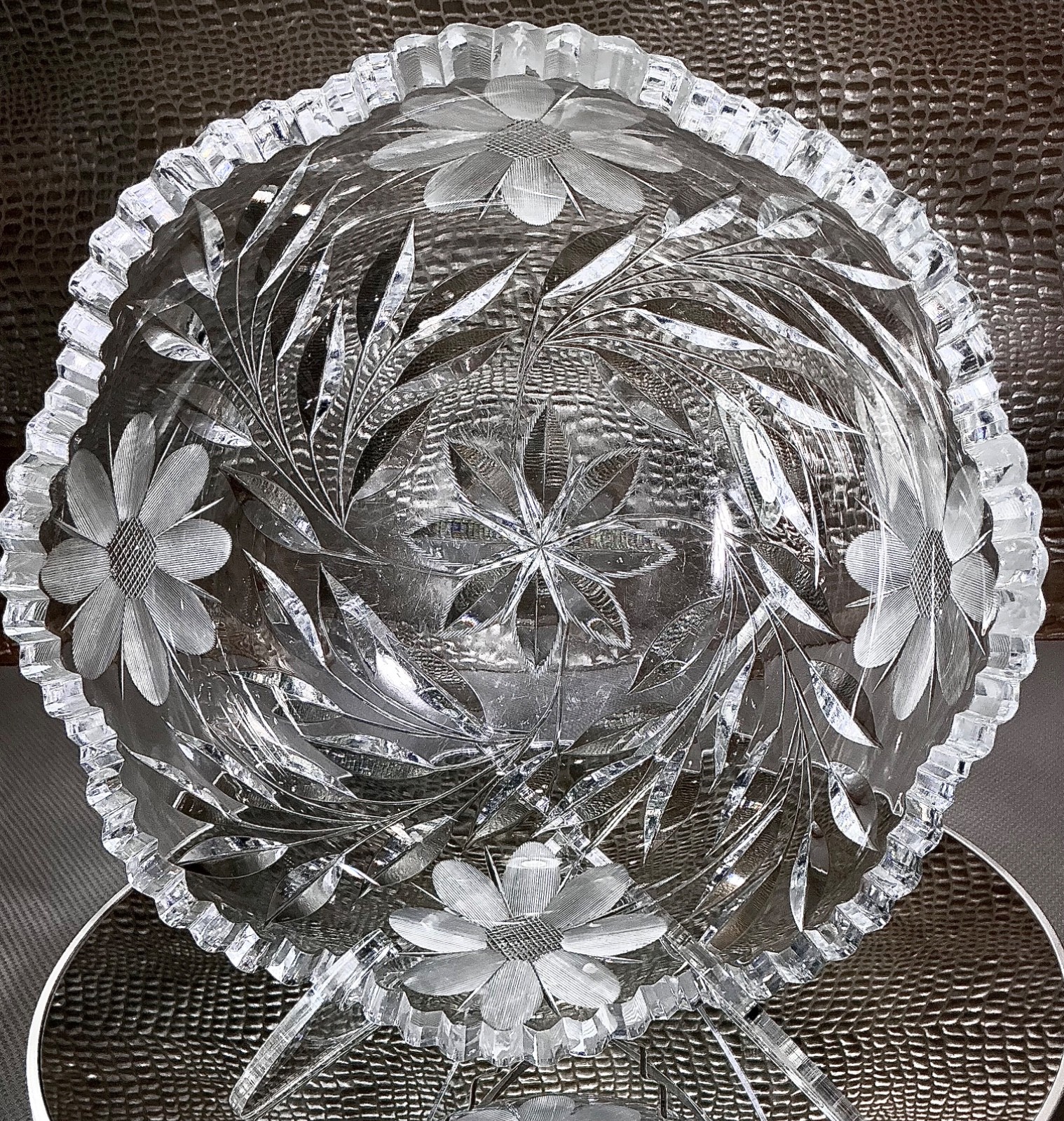 American Brilliant Cut Glass Crystal 9″ Large Heavy Centerpiece Bowl Antique